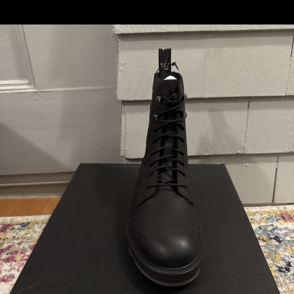 Women's Sorrel Boots Size 10